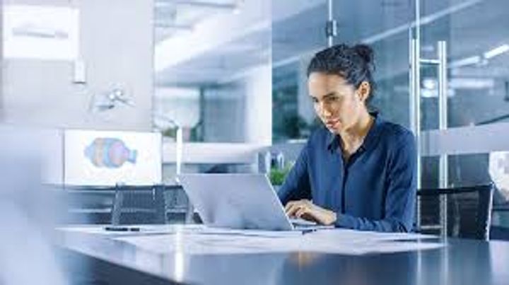 Comprehensive Guide to Online Computer Courses for Career Growth