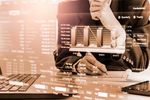 Enterprise Data Warehouse Architecture Overview of Infrastructure and Implementation